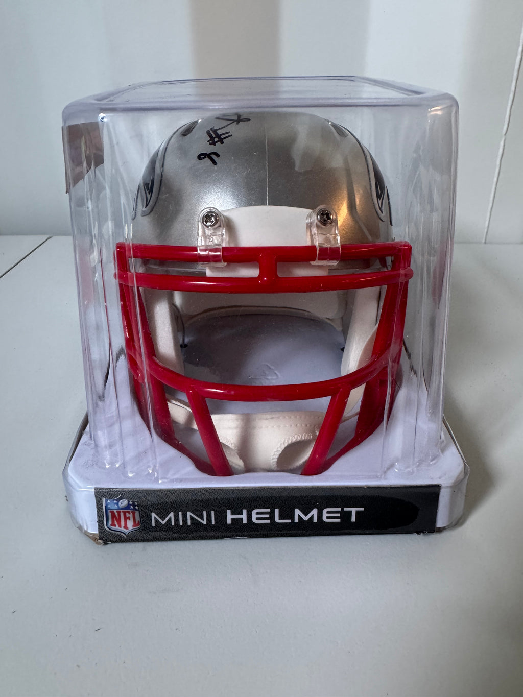 Kyle Pitts Signed Flash Alternate Mini Helmet (Falcons - Beckett COA)