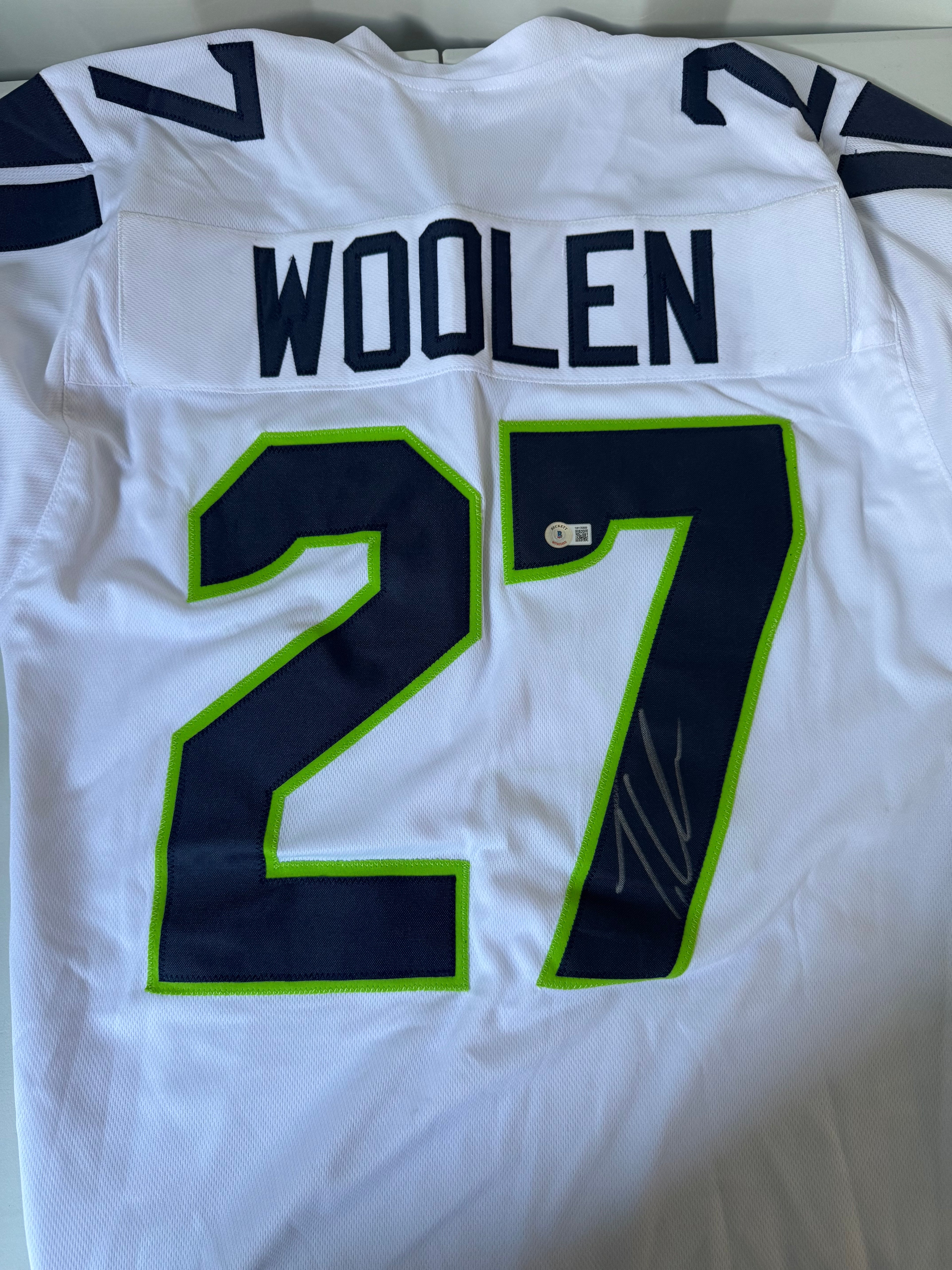 Tariq Woolen Signed Custom Jersey (Seahawks - Beckett COA)