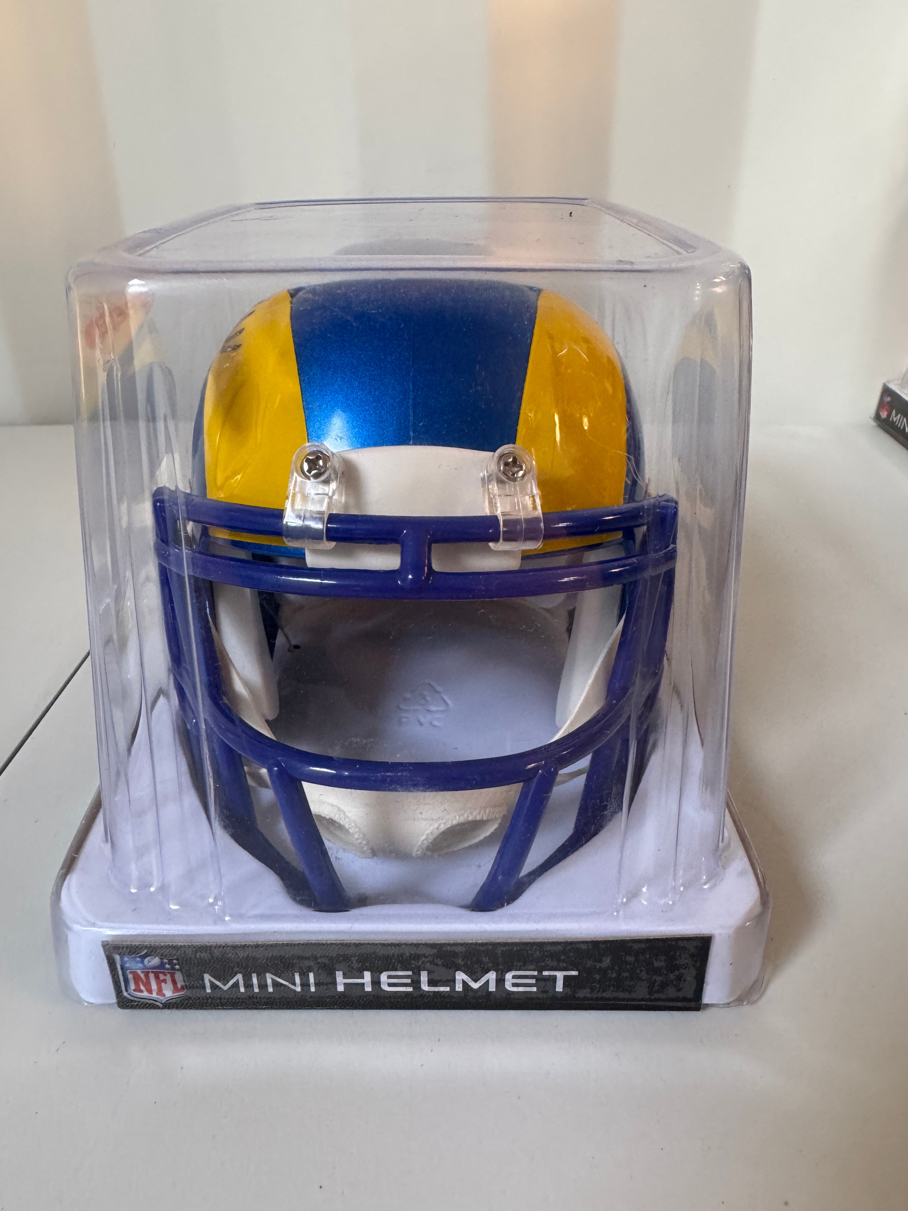 Kyren Williams Signed Speed Mini Helmet (Rams - Beckett COA)
